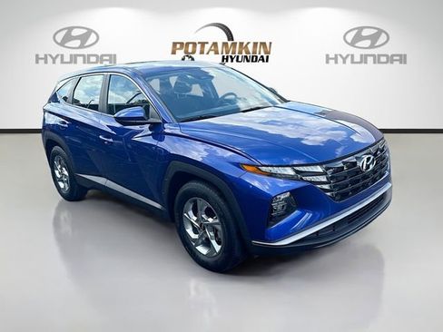 Used 2023 Hyundai Tucson SE image 3