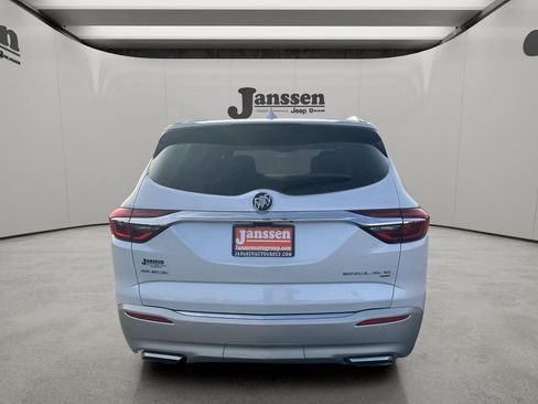 Used 2018 Buick Enclave Avenir w/ Trailering Package image 3