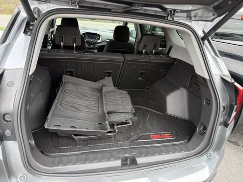 Used 2020 GMC Terrain SLE w/ Driver Convenience Package AWD/4WD image 25