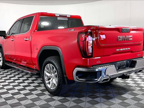 Used 2021 GMC Sierra 1500 SLT AWD/4WD image 2