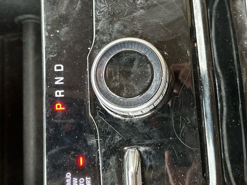 Used 2021 Jeep Grand Cherokee L Limited image 36