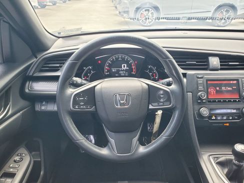 Used 2017 Honda Civic Sport image 21
