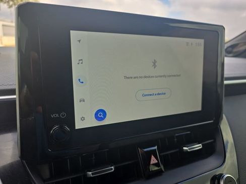 Certified 2025 Toyota Corolla XSE image 20