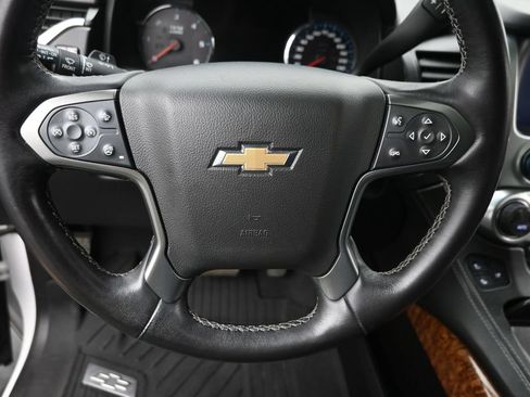 Used 2020 Chevrolet Tahoe Premier w/ Premier 6.2L Value Package AWD/4WD image 22
