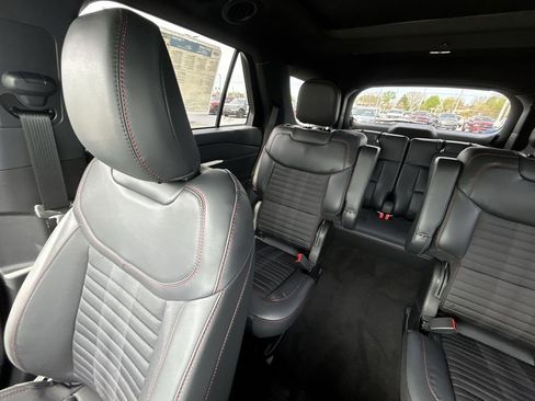 New 2026 Ford Explorer ST-Line w/ ST-Line Street Pack AWD/4WD image 14