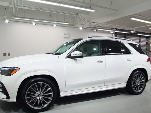 Used 2026 Mercedes-Benz GLE 350 4MATIC image 3