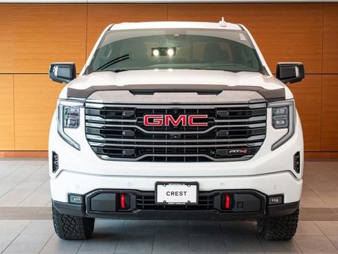 Used 2024 GMC Sierra 1500 AT4 w/ Technology Package AWD/4WD image 2
