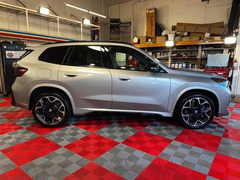 Used 2024 BMW X1 M35i w/ Premium Package image 9