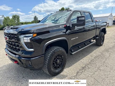 Used 2025 Chevrolet Silverado 2500 ZR2 AWD/4WD image 1