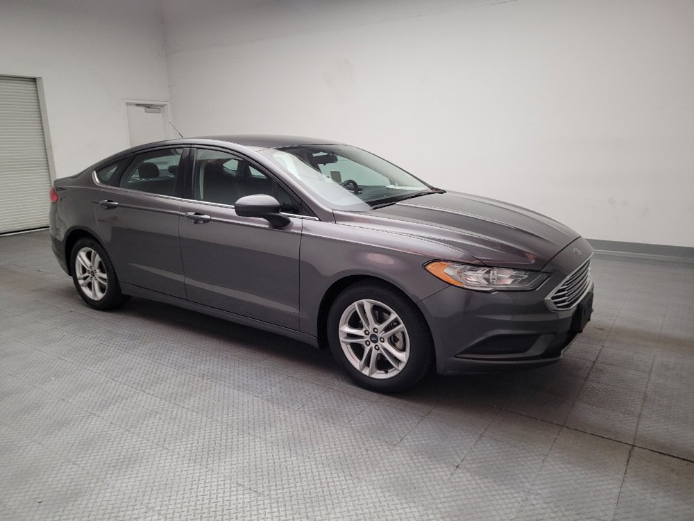 Used 2018 Ford Fusion SE w/ Fusion SE Technology Package FWD image 11