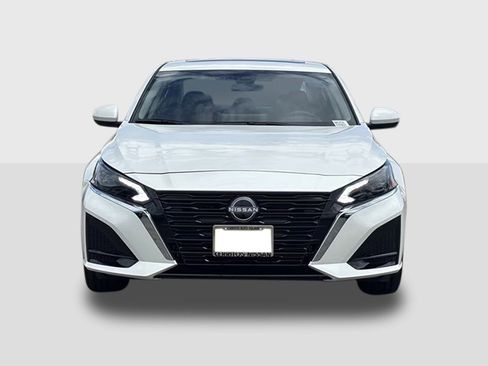 New 2025 Nissan Altima 2.5 SV w/ SV Special Edition Package image 7