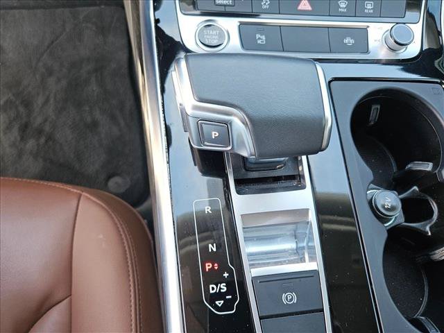 Used 2023 Audi Q7 3.0T Premium w/ Convenience Package AWD/4WD image 12