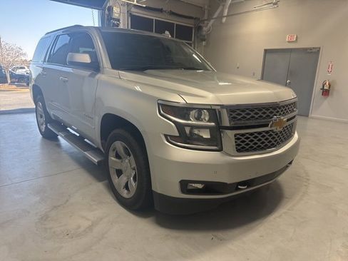 Used 2016 Chevrolet Tahoe LT w/ LT Signature Package image 3
