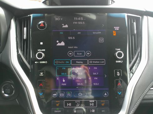 Used 2022 Subaru Outback Limited image 24