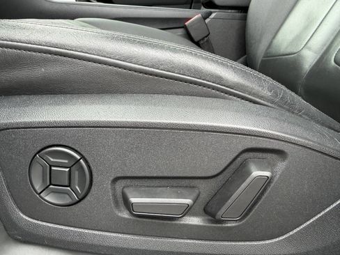 Used 2020 Audi Q3 2.0T Premium image 20