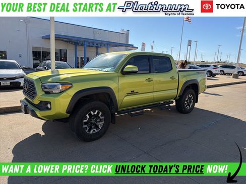 Used 2023 Toyota Tacoma TRD Off-Road image 1
