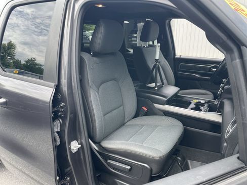 Used 2022 RAM 1500 Big Horn w/ Night Edition AWD/4WD image 23