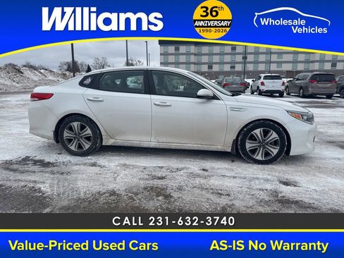 Used 2017 Kia Optima EX image 15