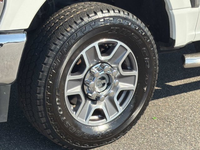 Certified 2024 Ford F250 Lariat w/ FX4 Off-Road Package AWD/4WD image 13