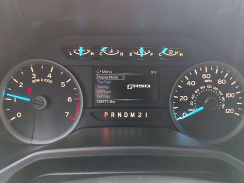 Used 2016 Ford F150 XLT w/ Equipment Group 302A Luxury AWD/4WD image 15