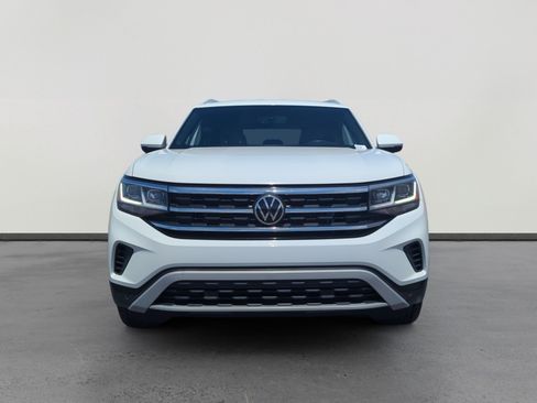 Certified 2022 Volkswagen Atlas Cross Sport SE AWD/4WD image 8