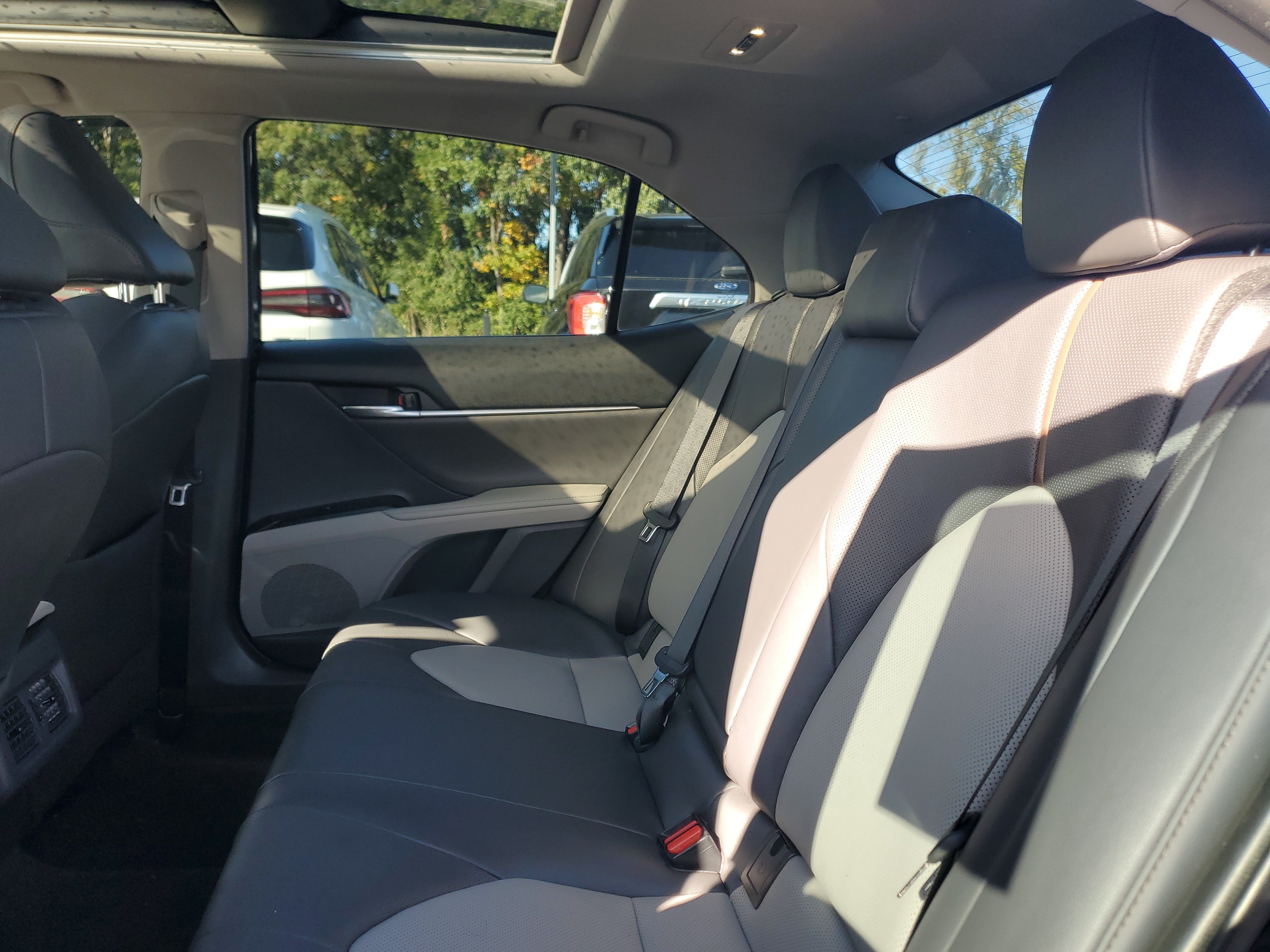 Certified 2020 Toyota Camry XLE w/ Driver Assist Package FWD image 9
