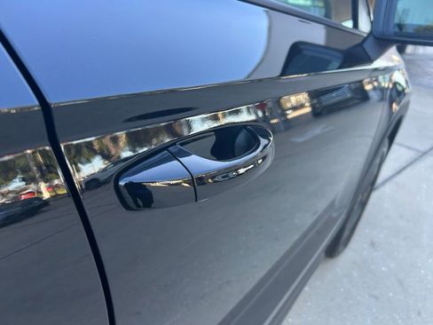 New 2026 Volkswagen Taos S image 30