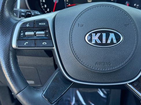 Used 2019 Kia Sorento SX w/ SX Touring Package image 23
