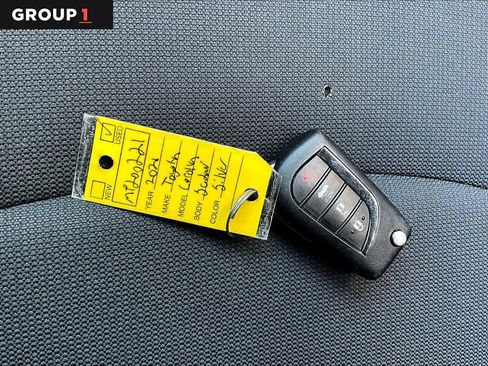 Used 2021 Toyota Corolla LE FWD image 14