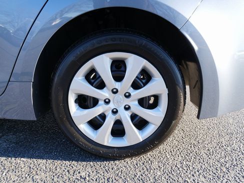 Used 2024 Toyota Corolla LE image 13