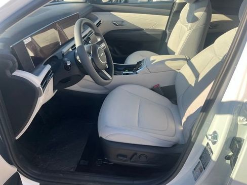 New 2025 Hyundai Tucson SEL image 19