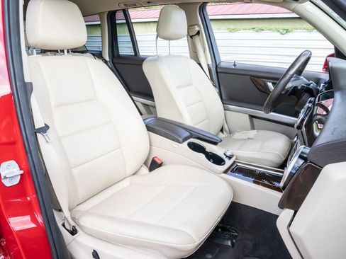 Used 2015 Mercedes-Benz GLK 350 GLK 350 4dr SUV w/ Premium 1 Package image 21