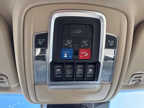 Used 2021 RAM 1500 Limited AWD/4WD image 26