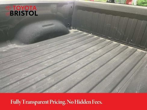 Used 2022 RAM 1500 Laramie AWD/4WD image 4