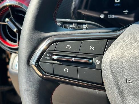 Used 2025 Chevrolet Equinox RS FWD image 23