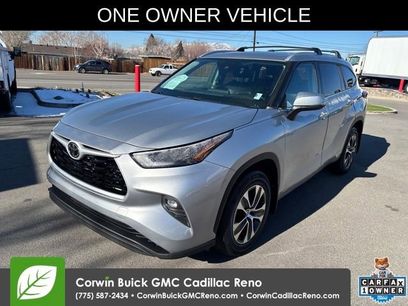 Used 2022 Toyota Highlander XLE