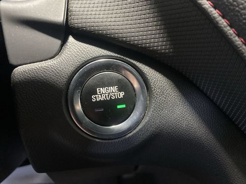 Used 2023 Chevrolet Equinox RS AWD/4WD image 16