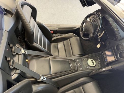 Used 2006 Lamborghini Murcielago Roadster AWD/4WD image 48