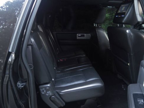 Used 2013 Ford Expedition EL Limited AWD/4WD image 19