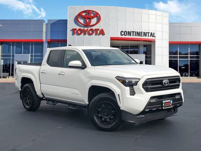 New 2025 Toyota Tacoma SR5