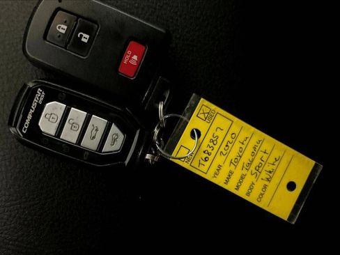 Used 2020 Toyota Tacoma TRD Off-Road w/ Blackout Package image 11