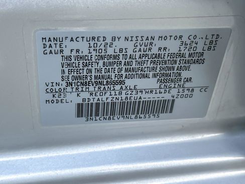 Used 2022 Nissan Versa SV w/ Trunk Package image 26