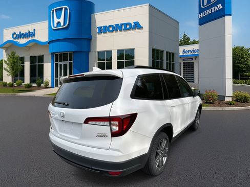 Certified 2022 Honda Pilot Sport image 6