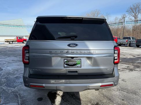 Used 2024 Ford Expedition Max Platinum AWD/4WD image 4