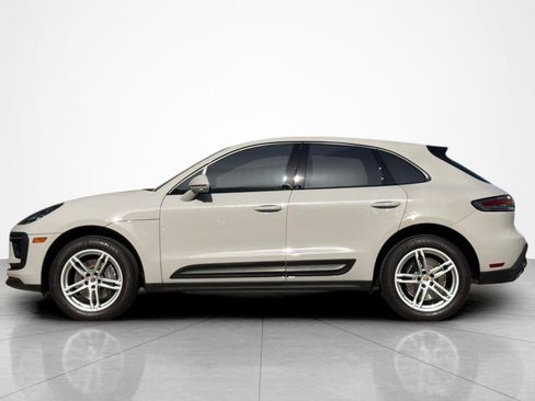 Used 2024 Porsche Macan AWD/4WD image 2