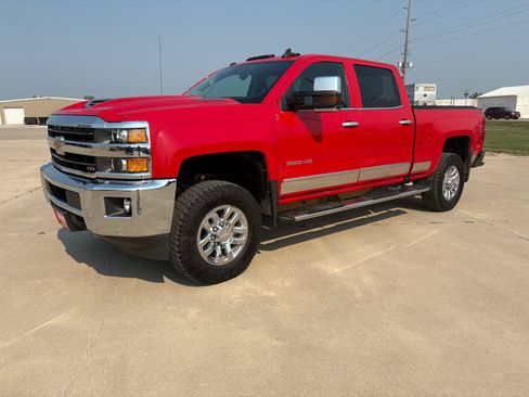 Used 2019 Chevrolet Silverado 3500 LTZ w/ Duramax Plus Package AWD/4WD image 2