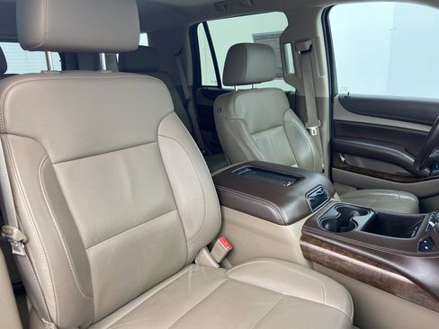 Used 2015 Chevrolet Tahoe LT w/ Luxury Package image 6