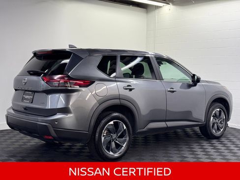 Certified 2025 Nissan Rogue SV AWD/4WD image 2