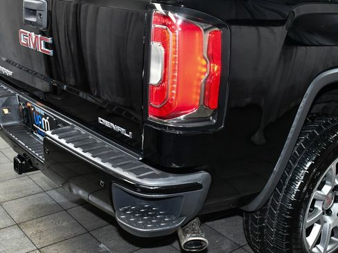 Used 2018 GMC Sierra 1500 Denali image 69
