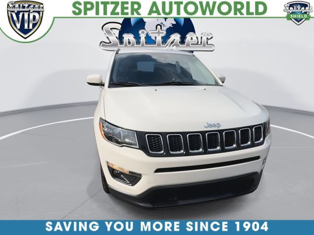 Used 2021 Jeep Compass Latitude w/ Driver Assistance Group AWD/4WD image 3